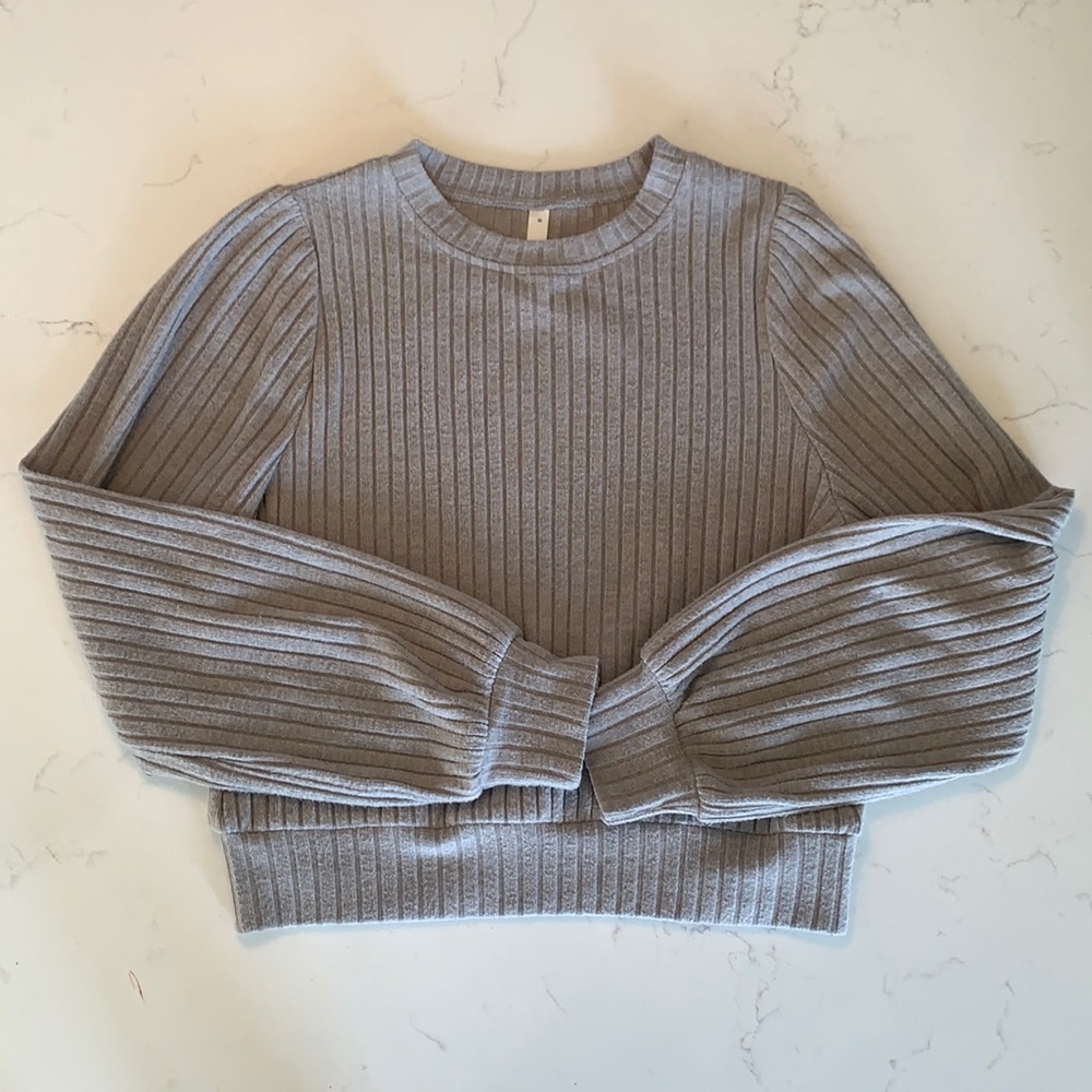 Cropped sweater